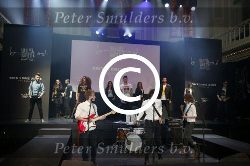 Amsterdam 4 april 2013
Modeshow en presentatie t shirts ontworpen door Lola Brood in Paradiso.
Peter Smulders bv
