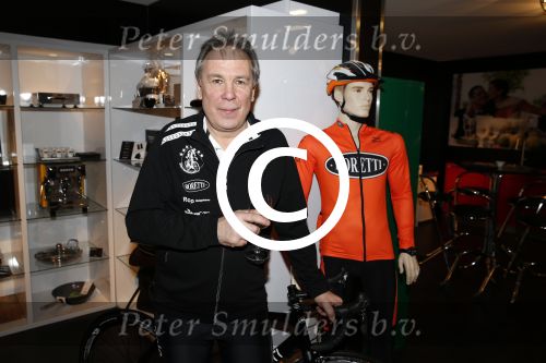 Watergang 29 maart 2013
Presentatie Boretti wielerploeg met div bn ers. Maarten Spanjer met vriendin
Peter Smulders bv