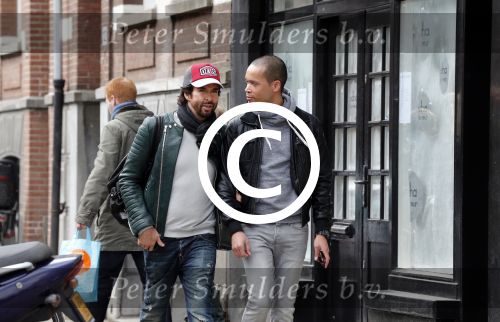 Amsterdam 13 april 2013
Mari v d Ven met zijn vriend op straat in amsterdam.
Peter Smulders b v