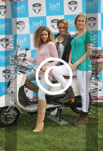 Molenaarsgraaf, 17 April 2013
Lief
Marit v Bohemen, Fajah Lorens, Glennis Grace
Foto Peter Smulders BV