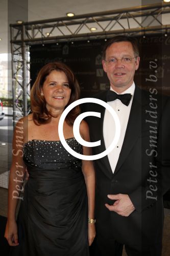 Amsterdam 13 april 2013
Gala voor Ronald Mc Donald in het okura. Marja v Bijsterveldt met man
Peter Smulders bv
