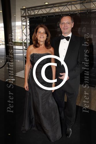 Amsterdam 13 april 2013
Gala voor Ronald Mc Donald in het okura. Marja v Bijsterveldt met man
Peter Smulders bv