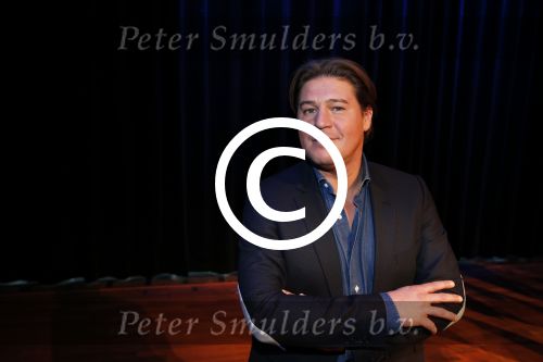 Amsterdam 18 april 2013
Presentatie X factor met presentator Martijn Krabbe en juryleden Ali B Candy Dulfer Angela Groothuizen en Gordon.
Peter Smulders bv