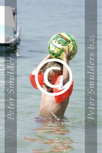 Juan les Pins 23 juli 2004
Estelle Gullit met Joel en Maxim op vakantie
Peter Smulders bv