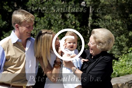 Tavernelle 9 juli 2004
Fotomoment op vakantie bij Prins Willem Alexander Maxima en prinses Amalia.  
Peter Smulders bv