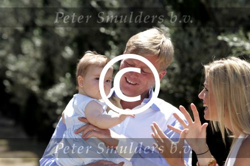 Tavernelle 9 juli 2004
Fotomoment op vakantie bij Prins Willem Alexander Maxima en prinses Amalia met hond mac 
Peter Smulders bv