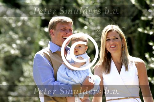 Tavernelle 9 juli 2004
Fotomoment op vakantie bij Prins Willem Alexander Maxima en prinses Amalia. 
Peter Smulders bv