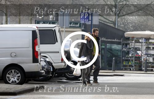 Amsterdam 18 maart 2013
miralem sulejmani met zijn vriendin op straat.
Peter Smulders bv