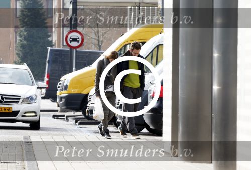 Amsterdam 18 maart 2013
miralem sulejmani met zijn vriendin op straat.
Peter Smulders bv