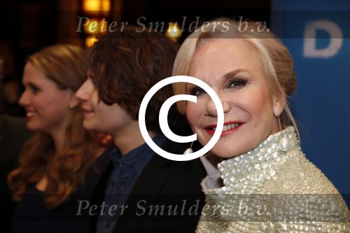Amsterdam 8 april 2013
Premiere daglicht in Tuschinski. Monique v d Ven met man Edwin de Vries en zoon met schoondochter
Peter Smulders bv