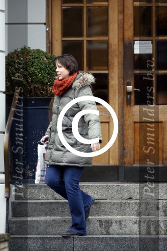Hamburg 9 april 2013
Damian v d Vaart wordt door de nanny/aupair naar school gebracht
Peter Smulders bv