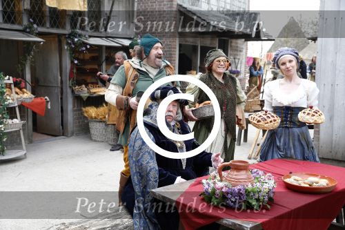 Alphen aan de Rijn 8 april 2013
Opnames Mega Mindy mini reis in de tijd in archeon met oa Nicky Langley Free Souffriau en  Anton Cogen.
Peter Smulders bv
