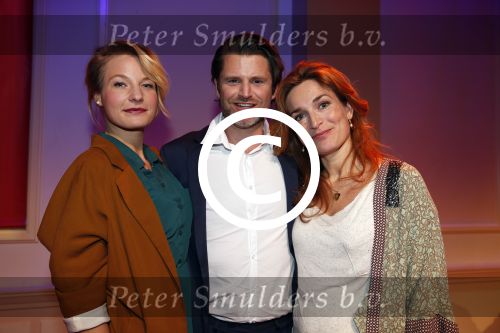 Hilversum 18 maart 2013
Perspresentatie nieuwe soap rtl V Malaika in studio 21. Olaf malmberg met Betje Koolhaas en Eva Smid
Peter Smulders bv