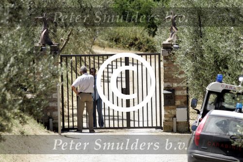 Tavernelle 9 juli 2004
Fotomoment op vakantie bij Prins Willem Alexander Maxima en prinses Amalia. Peter v d Voorst
Peter Smulders bv