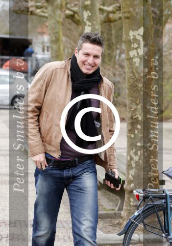 Naarden 15 april 2013
Pieter v d Hoogenband bij radio uitzending Veronica met als dj Erik de Zwart.
Peter Smulders bv