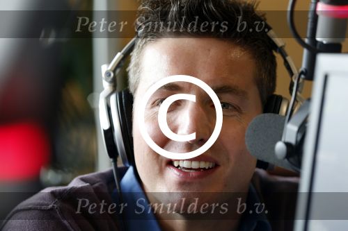 Naarden 15 april 2013
Pieter v d Hoogenband bij radio uitzending Veronica met als dj Erik de Zwart.
Peter Smulders bv