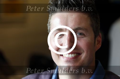 Naarden 15 april 2013
Pieter v d Hoogenband bij radio uitzending Veronica met als dj Erik de Zwart.
Peter Smulders bv