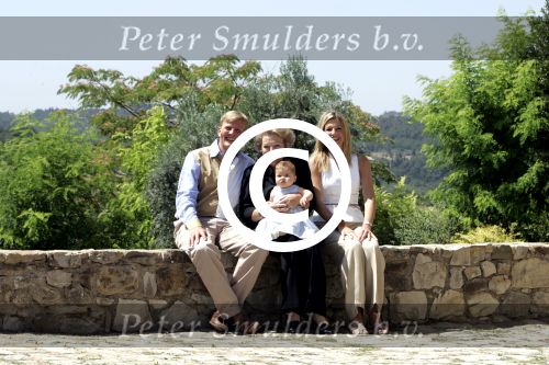 Tavernelle 9 juli 2004
Fotomoment op vakantie bij Prins Willem Alexander Maxima en prinses Amalia met hond mac 
Peter Smulders bv