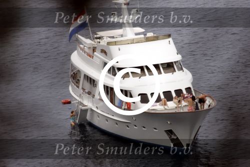 Porte Ercole 8 juli 2004
Prinses Margriet,Prinses Irene , Prins Floris en zijn vriendin op de Jumbo VI
Peter Smulders bv