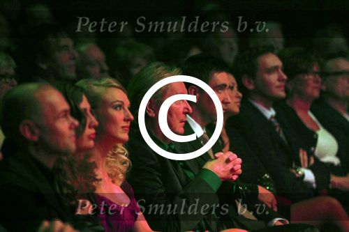 Amsterdam 2 april 2013
Liesbeth List krijgt uit handen van Mies Bouwman de radio Nostalgia ouvre award in het nieuwe de la mar theater.
Peter Smulders bv