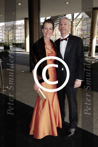 Amsterdam 13 april 2013
Gala voor Ronald Mc Donald in het okura. Ronald Plasterk met vrouw
Peter Smulders bv