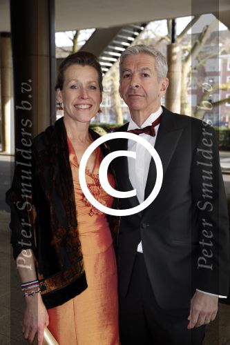 Amsterdam 13 april 2013
Gala voor Ronald Mc Donald in het okura. Ronald Plasterk met vrouw
Peter Smulders bv