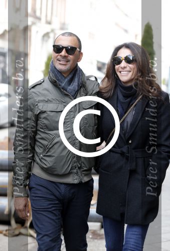 Amsterdam 13 april 2013
Ruud Gullit met zijn vriendin Maggie Jimenez op de pc hooftstraat.
Peter Smulders bv