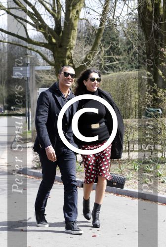 Amsterdam 18 april 2013
Ruud Gullit en zijn vriendin Maggie Jiminez in het amstelpark.
Peter Smulders bv