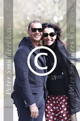 Amsterdam 18 april 2013
Ruud Gullit en zijn vriendin Maggie Jiminez in het amstelpark.
Peter Smulders bv