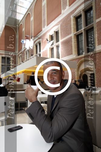 Amsterdam 28 maart 2013
Ruud Gullit zit in promotie film van het rijksmuseum die geregisseerd wordt door Jan de Bont.
Peter Smulders bv