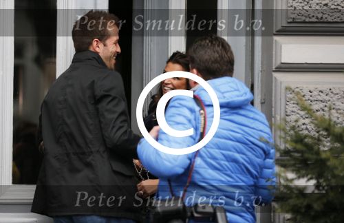 Hamburg 9 april 2013
Rafael v d Vaart en Sabia Boulahrouz bij zijn en haar huis.
Peter Smulders bv