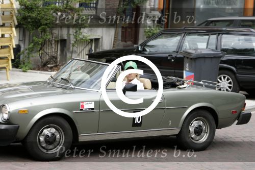 Amsterdam  27juli 2004
Sander Foppele in zijn MG Cabrio
Peter Smulders bv