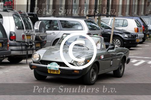 Amsterdam  27juli 2004
Sander Foppele in zijn MG Cabrio
Peter Smulders bv