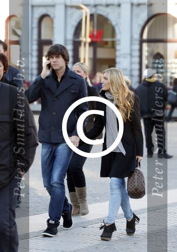 Amsterdam 14 november 2012
Simon Keizer met vrouw en moeder en Nick Keizer met Jaap en Aloys Buys op weg naar Madame Tussaud.
Peter Smulders bv