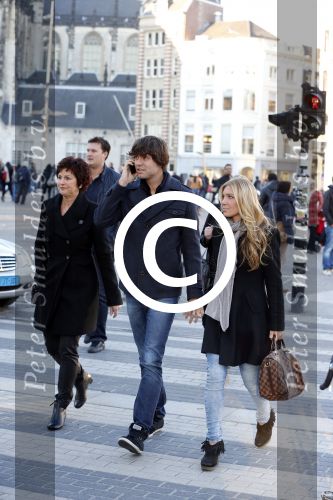 Amsterdam 14 november 2012
Simon Keizer met vrouw en moeder en Nick Keizer met Jaap en Aloys Buys op weg naar Madame Tussaud.
Peter Smulders bv