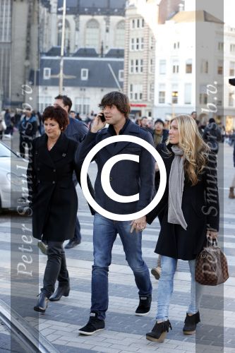 Amsterdam 14 november 2012
Simon Keizer met vrouw en moeder en Nick Keizer met Jaap en Aloys Buys op weg naar Madame Tussaud.
Peter Smulders bv