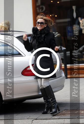Amsterdam 18 april 2013
Tatjana stapt uit haar auto .
Peter Smulders bv