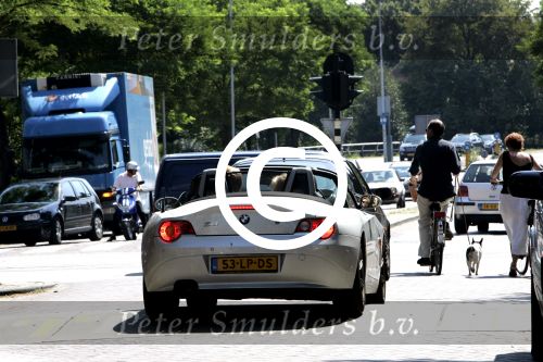 Amsterdam 29 juli 2004
Tooske Breugem en Bastiaan Ragas in BMW Z4 cabrio
Peter Smulders bv