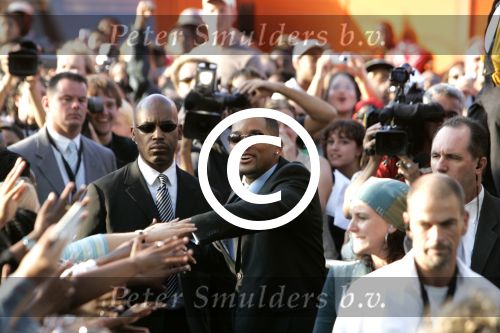 Amsterdam 29 juli 2004
Premiere I Robot in Pathe Arena.
Will Smith zijn dochtertje
Peter Smulders bv
