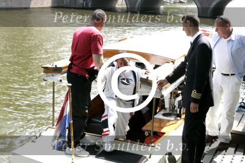 Amsterdam 28 augustus 2004
Kinderen van Will Smith op een rondvaartboot.
Peter Smulders bv