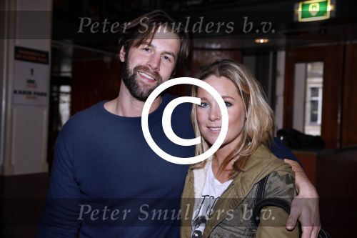 Amsterdam 4 april 2013
Modeshow en presentatie t shirts ontworpen door Lola Brood in Paradiso. Wytske Kenemans met vriend
Peter Smulders bv