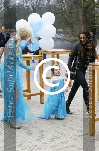 Amsterdam 15 maart 2015
Vegas de dochter van Amanda Balk en Afrojack viert haar verjaardag in het vondelpark.
Kids Partyplanner organiseerde het feestje.