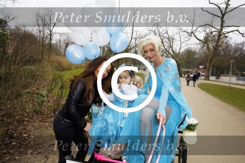 Amsterdam 15 maart 2015
Vegas de dochter van Amanda Balk en Afrojack viert haar verjaardag in het vondelpark.
Kids Partyplanner organiseerde het feestje.