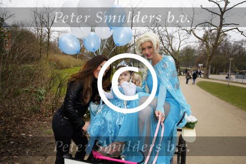 Amsterdam 15 maart 2015
Vegas de dochter van Amanda Balk en Afrojack viert haar verjaardag in het vondelpark.
Kids Partyplanner organiseerde het feestje.