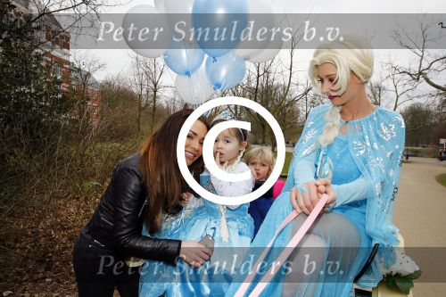 Amsterdam 15 maart 2015
Vegas de dochter van Amanda Balk en Afrojack viert haar verjaardag in het vondelpark.
Kids Partyplanner organiseerde het feestje.