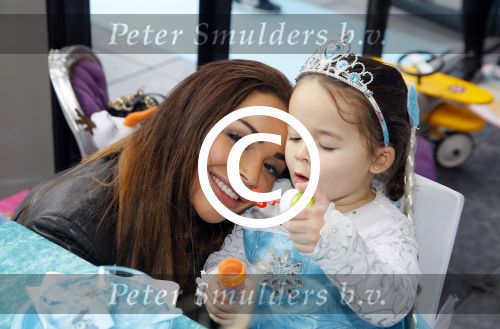 Amsterdam 15 maart 2015
Vegas de dochter van Amanda Balk en Afrojack viert haar verjaardag in het vondelpark.
Kids Partyplanner organiseerde het feestje.