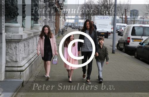 Amsterdam, 15 Maart 2015
Amanda beekman (ex- Amanda Krabbe) met haar kinderen