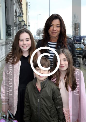 Amsterdam, 15 Maart 2015
Amanda beekman (ex- Amanda Krabbe) met haar kinderen