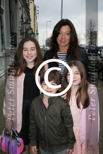 Amsterdam, 15 Maart 2015
Amanda beekman (ex- Amanda Krabbe) met haar kinderen
