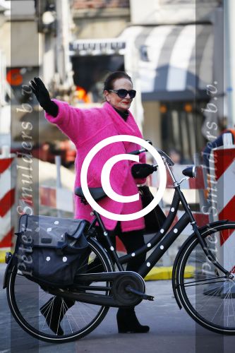 Amsterdam 17 maart 2015
Ans Markus op de fiets.